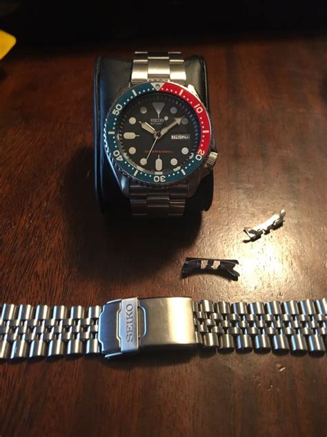 skx009 faded bezel